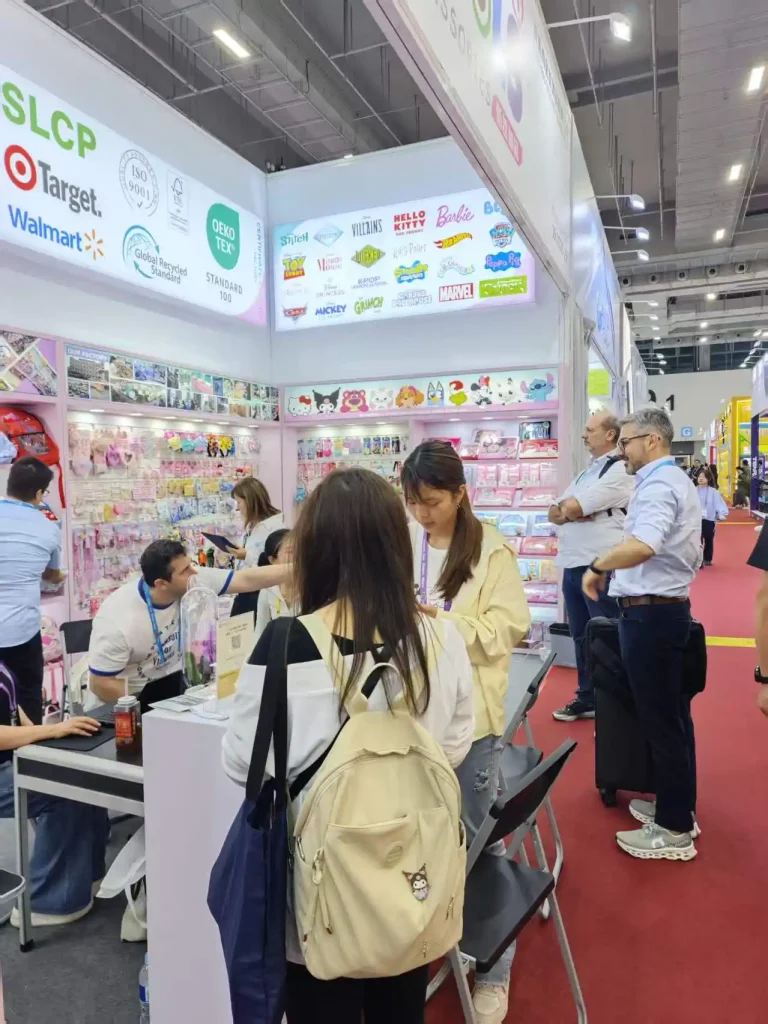YIWU COOLS ACCESSORIES SHINES AT CANTON FAIR 2026 WITH STRONG GLOBAL BUYER INTEREST